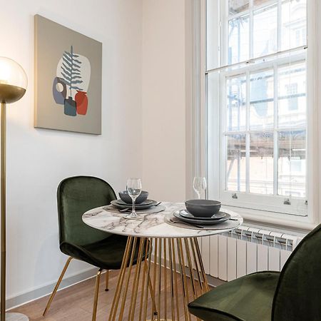 Stylish 1 Bed Flats In Soho, Next To Piccadilly Circus And Trafalgar Square London Exterior photo