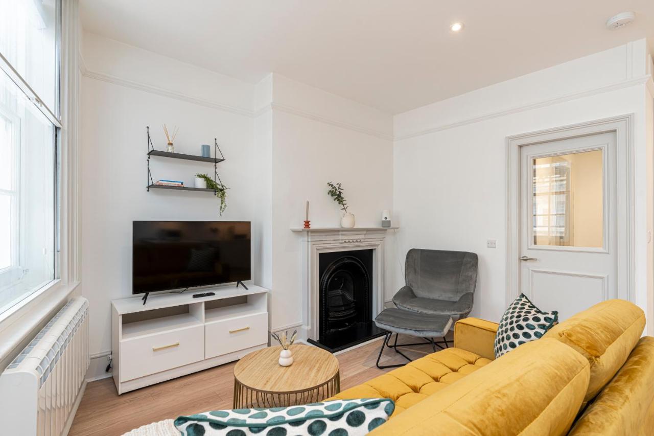 Stylish 1 Bed Flats In Soho, Next To Piccadilly Circus And Trafalgar Square London Exterior photo